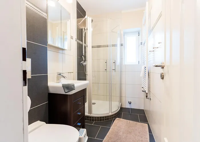 Omas Haus بيت للعطل *